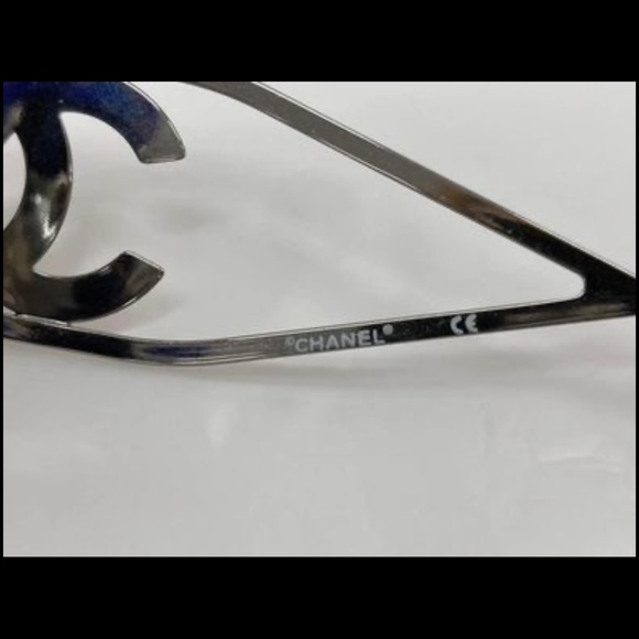 Chanel Vintage Silver CC Frame Sunglasses - Picture 3 of 5